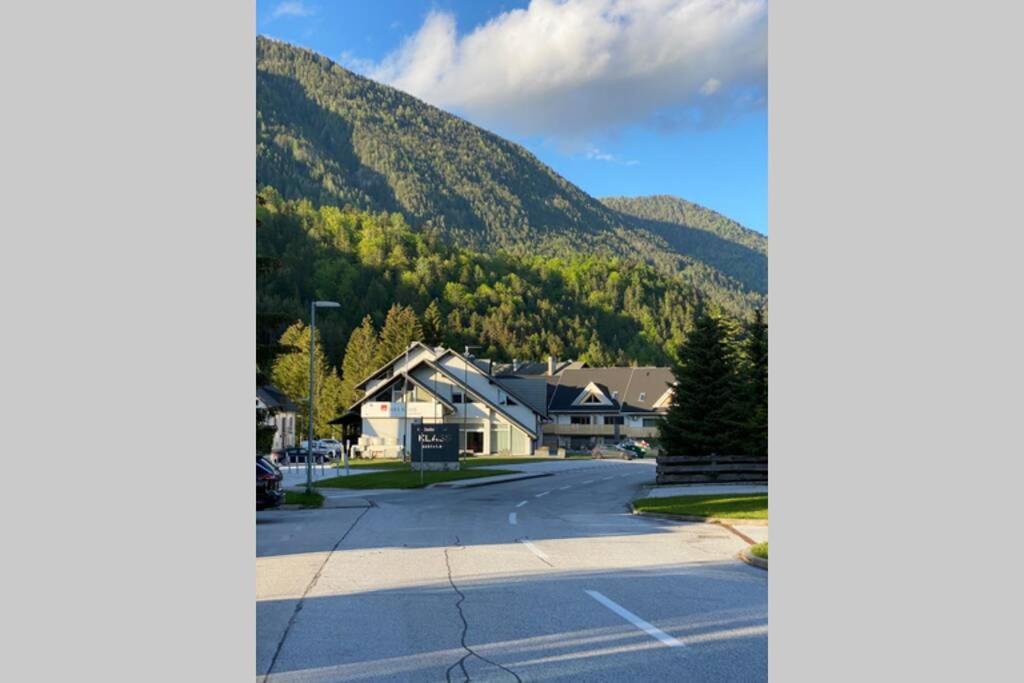 Apartamento Apartma Rozi Kranjska Gora Exterior foto
