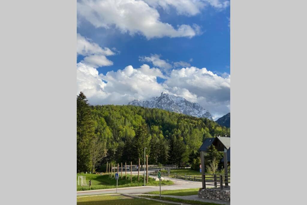 Apartamento Apartma Rozi Kranjska Gora Exterior foto